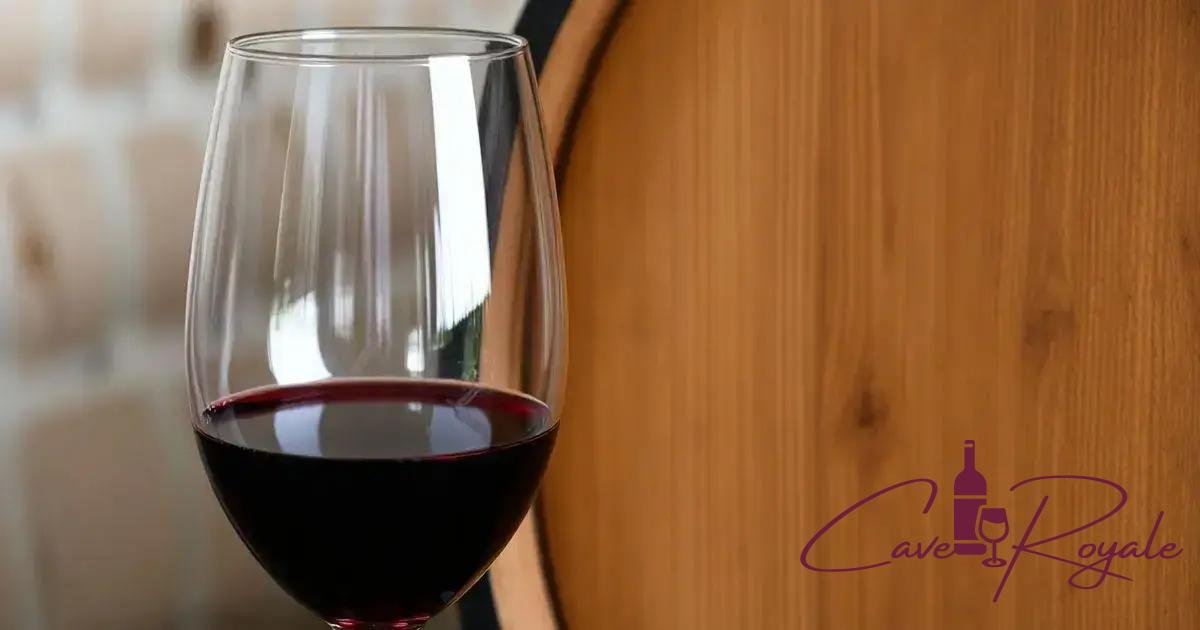 o-que-sao-notas-de-cedro-em-vinhos Notas de Cedro Aromas e Sabores em Vinhos Premium: Descubra a Experiência